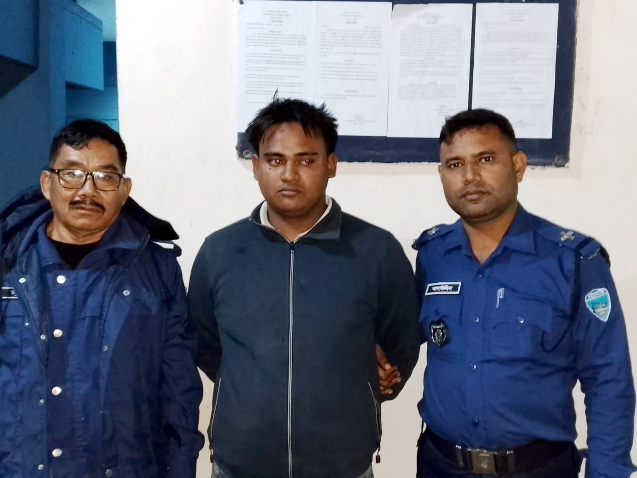 হাতিয়ায় এনসিপি প্রার্থীকে হত্যার হুমকি মূল অভিযুক্ত অমি আটক