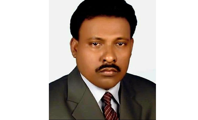 হিন্দু বৌদ্ধ  খ্রিস্টান ঐক্য পরিষদের সাধারণ সম্পাদক শ্যামল কর্মকারকে গ্রেফতার 