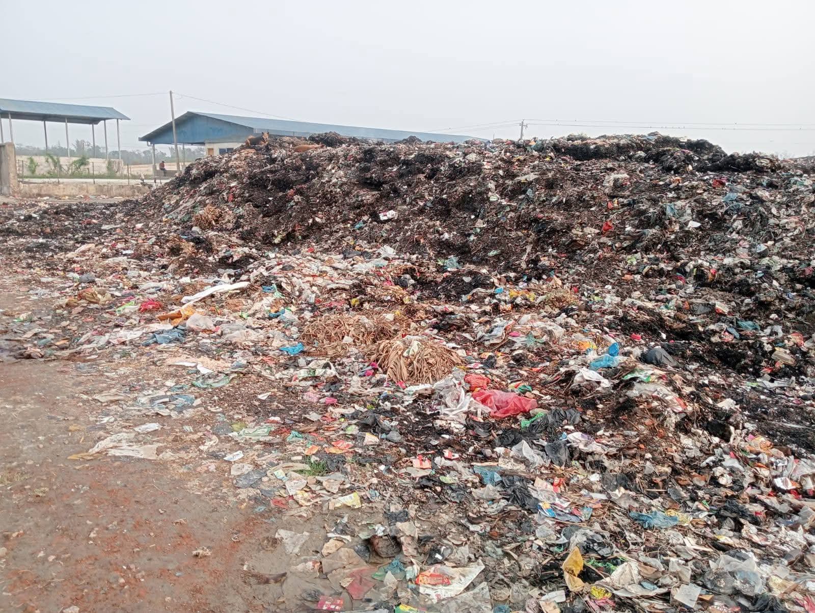 কোম্পানীগঞ্জে বর্জ্য ব্যবস্থাপনায় গাফিলতি, বাড়ছে জনস্বাস্থ্য ঝুঁকি